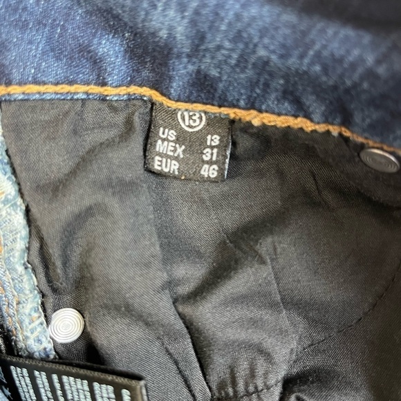 En Jean women’s Junior Size 13 Skinny Dark Washlights distressed - Picture 8 of 9